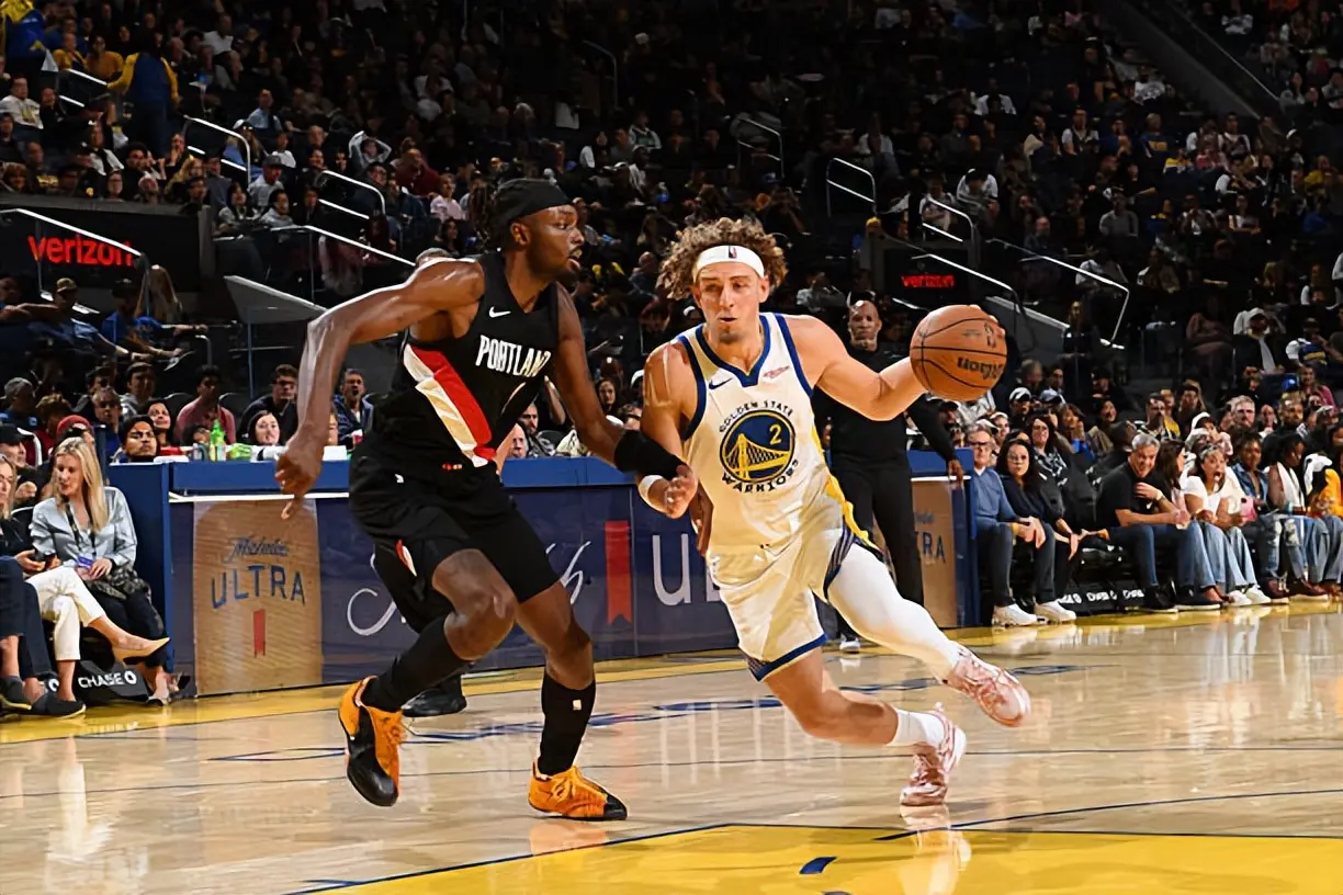 有展现出足, 波杰姆斯基