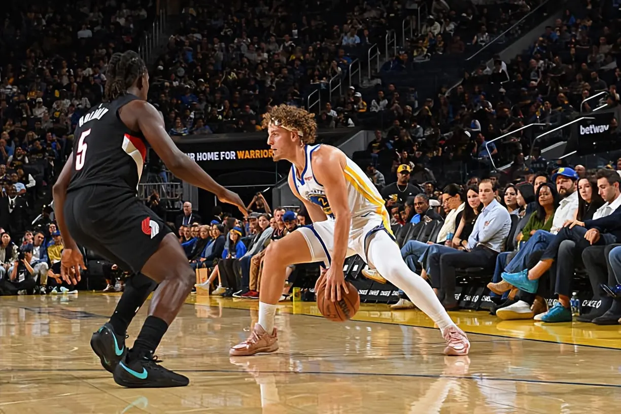 进步了, 勇士后场新, 分钟